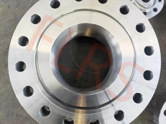 Tekanan Tinggi SA350 LF6 Baja Paduan Rendah Leher Flange Notch Wajah RTJ