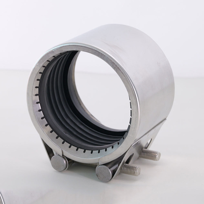Tipe sambungan bolted pipa penghubung jenis genggaman dengan stainless steel fastening untuk cepat dan pengiriman pipa